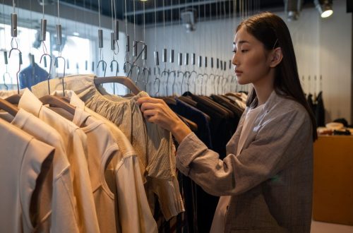 Spring Wardrobe on a Budget: 12 Key Pieces Under 