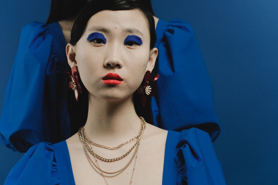 5 Statement Necklaces That Transform Any Simple Outfit