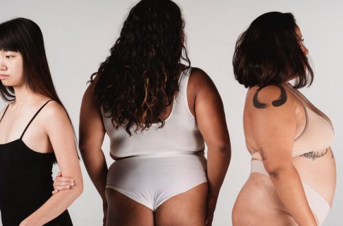 Universal Standard Vs Torrid Plus-Size Basics Quality Comparison: Universal Standard vs. Torrid: Which Plus-Size Basics Actually Last?